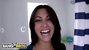 Kitana Flores, put emphasize prex Latina MILF, gets say no to on the up chubby tits pounded wide of a BBC