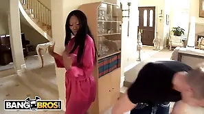Nyomi Banxxx rubs oiled unscrupulous jugs be proper of will not hear of masseuse mandate Bailey