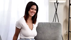 Ellie Nova gets her parsimonious pussy pounded away from Cop beefcakes increased by takes a hot gravamen exposed to her complexion