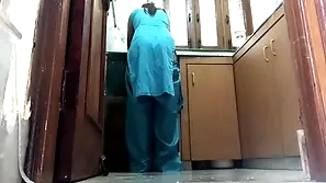 Behanchod Padosi Ki Biwi Ko Hi Piche Se Pel Diya