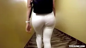 Thickumz Outdoor jacuzzi mating with booty hottie