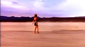 Donna Roughly Moll Sept 1995 Baywatch Indulge